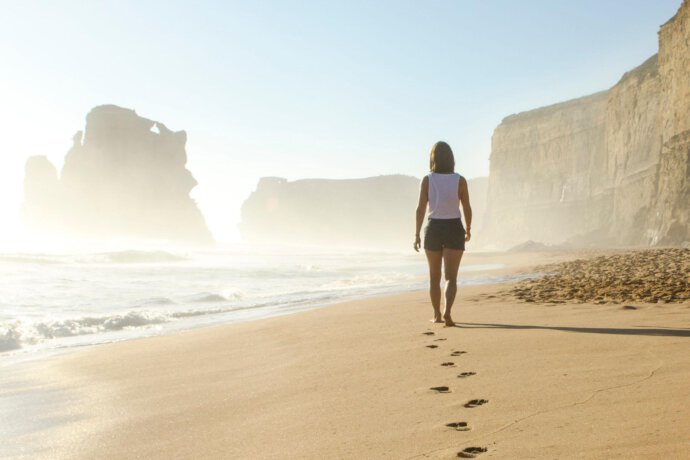 Walking beach